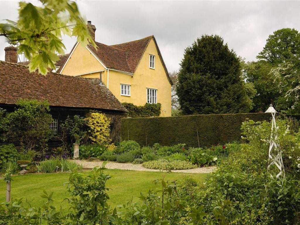 Ollivers Farm Bed & Breakfast Great Yeldham Exterior photo